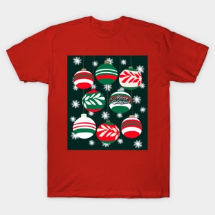 Christmas Holidays Baubles in Green and Red T-Shirt